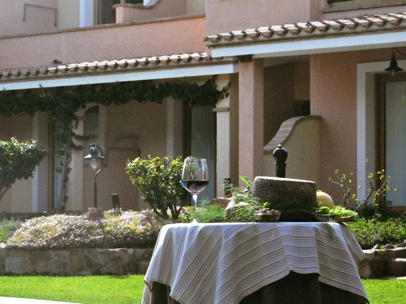 Hotel Su Giganti Villasimius Exterior photo