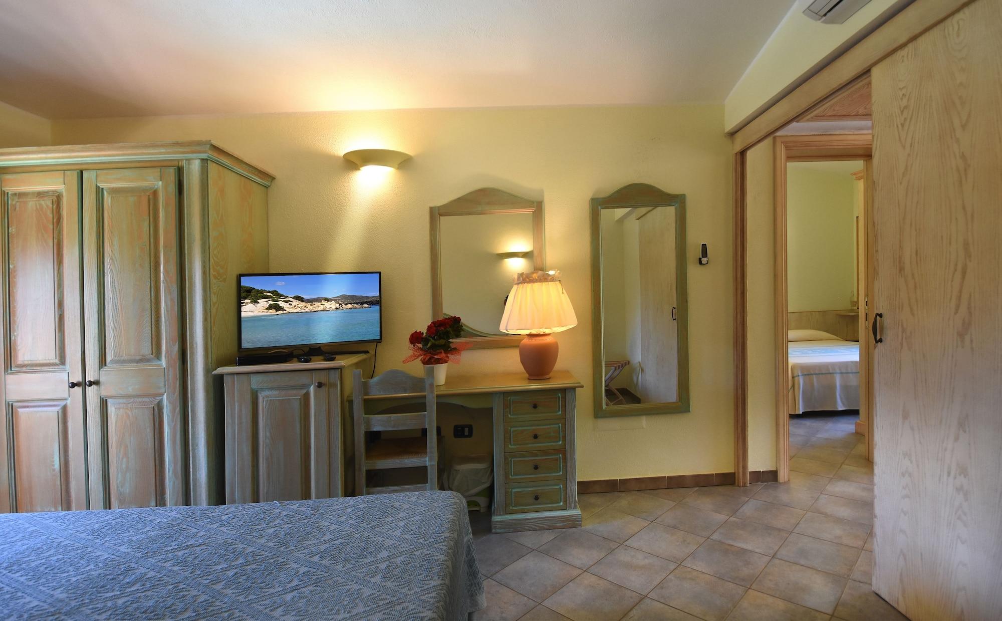 Hotel Su Giganti Villasimius Exterior photo